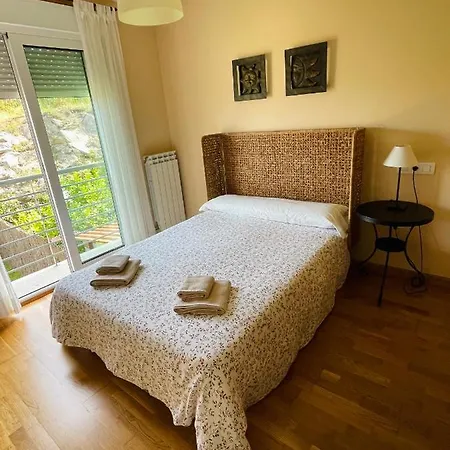 Bonita Casa Con Jardín Y Piscina Сasa de vacaciones Nantes