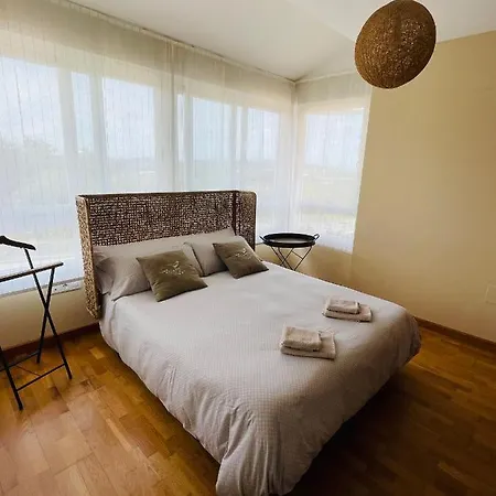 Bonita Casa Con Jardín Y Piscina Сasa de vacaciones *